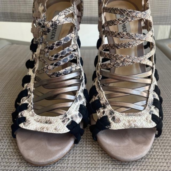 STEVE MADDEN Sleik Snake Heels - Picture 7 of 10